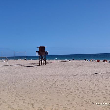Apartamentos Luxury Playa Victoria Cadiz Luaran gambar