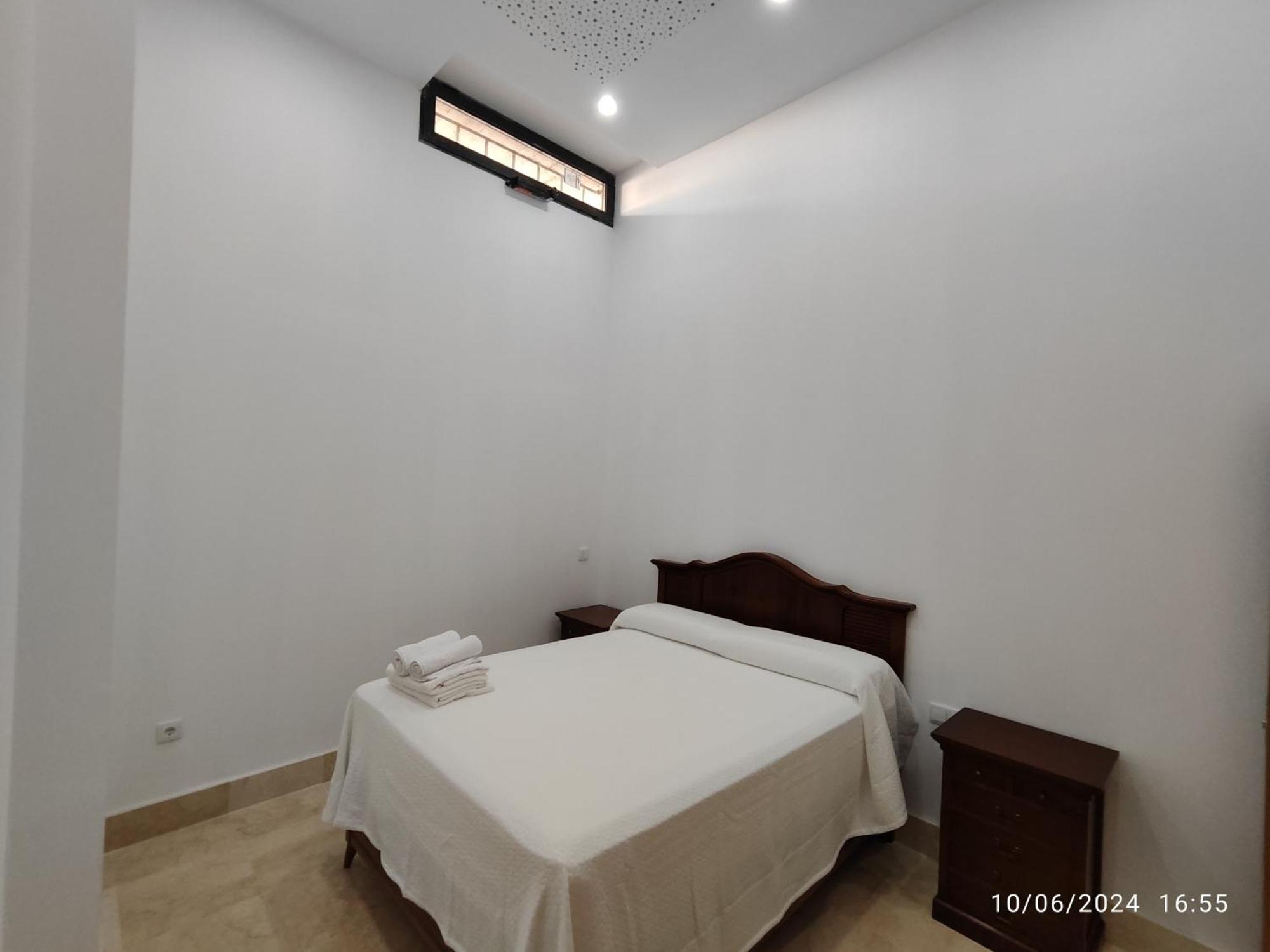 Apartamentos Luxury Playa Victoria Cadiz Luaran gambar
