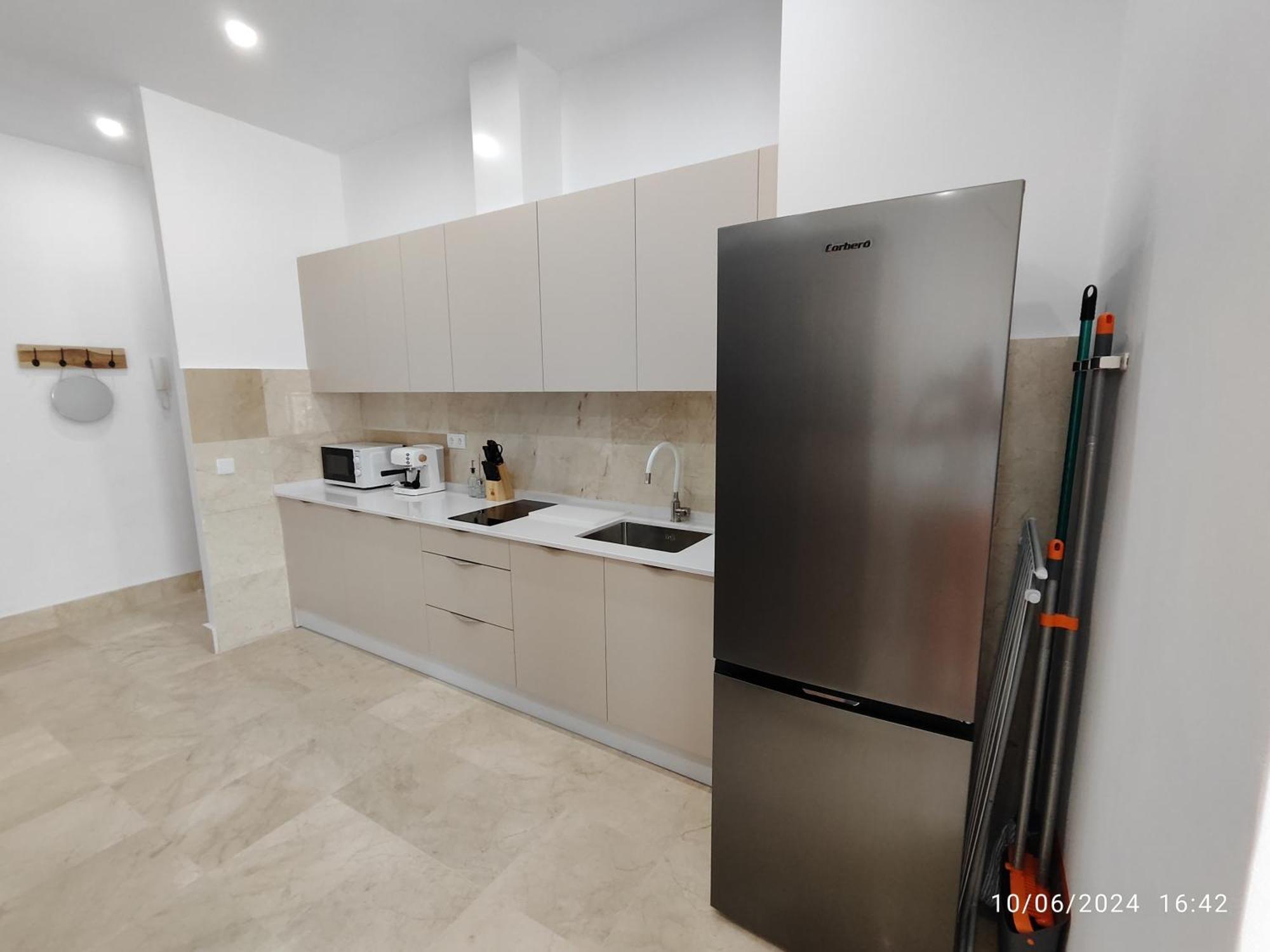 Apartamentos Luxury Playa Victoria Cadiz Luaran gambar