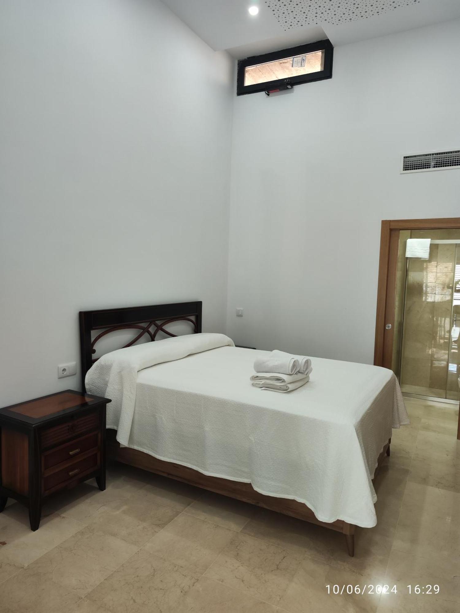 Apartamentos Luxury Playa Victoria Cadiz Luaran gambar